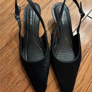 ANTONIO MELANI Black Pointed-Toe Slingback Mules